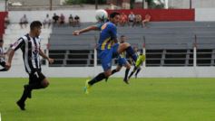 Foto de la galería: Mitre pasó a semifinales del Federal C: derrotó al Deca por penales