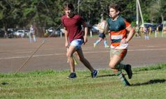 Foto de la galería: Tacurú-Lomas: el futuro del rugby misionero en acción