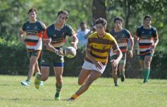 Foto de la galería: Tacurú-Lomas: el futuro del rugby misionero en acción