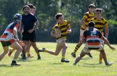Foto de la galería: Tacurú-Lomas: el futuro del rugby misionero en acción