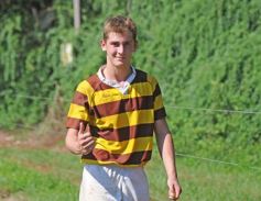 Foto de la galería: Tacurú-Lomas: el futuro del rugby misionero en acción