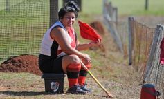 Foto de la galería: Hockey: las mamis del Capri tuvieron una victoria sobre las de Guaraní