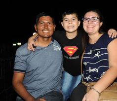 Foto de la galería: Los Alonsitos transformaron a la plaza en una fiesta chamamecera