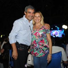 Foto de la galería: Los Alonsitos transformaron a la plaza en una fiesta chamamecera