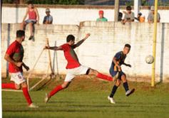 Foto de la galería: Mitre y Brown, empate 1 a 1 en el inicio de la Liga