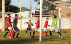 Foto de la galería: Mitre y Brown, empate 1 a 1 en el inicio de la Liga