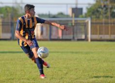 Foto de la galería: Mitre y Brown, empate 1 a 1 en el inicio de la Liga