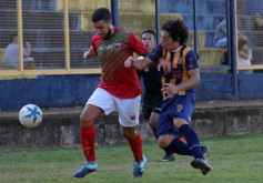 Foto de la galería: Mitre y Brown, empate 1 a 1 en el inicio de la Liga