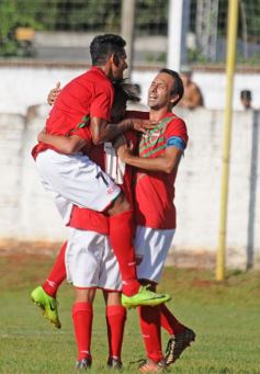 Foto de la galería: Mitre y Brown, empate 1 a 1 en el inicio de la Liga
