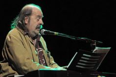 Foto de la galería: Maravilloso recital de los Amigos del Litoral en el Montoya