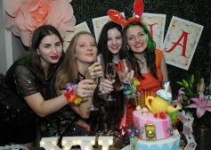 Foto de la galería: Los 15 años de Dana Ailat, en el Catamarán