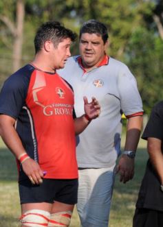 Foto de la galería: Batacazo de Centro en la cancha de Tacurú