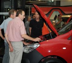 Foto de la galería: Servando presentó la nueva Kangoo