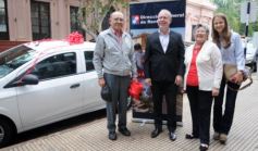 Foto de la galería: Rentas le entregó el OKM a Juliana Ayala, ganadora del sorteo de Consumidores Finales sobre los Ingresos Brutos