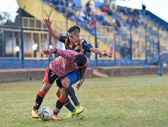 Foto de la galería: Empate entre Mitre y Sporting