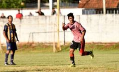 Foto de la galería: Empate entre Mitre y Sporting