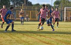 Foto de la galería: Empate entre Mitre y Sporting