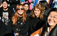 Foto de la galería: Autoridades de la EBY participaron de la celebración del 25 de Mayo con vecinos del barrio Fátima