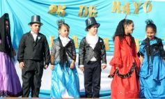 Foto de la galería: Autoridades de la EBY participaron de la celebración del 25 de Mayo con vecinos del barrio Fátima