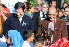 Foto de la galería: Autoridades de la EBY participaron de la celebración del 25 de Mayo con vecinos del barrio Fátima