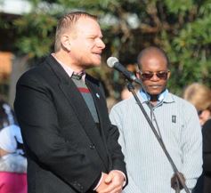 Foto de la galería: Autoridades de la EBY participaron de la celebración del 25 de Mayo con vecinos del barrio Fátima