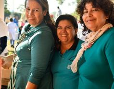 Foto de la galería: Autoridades de la EBY participaron de la celebración del 25 de Mayo con vecinos del barrio Fátima