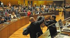 Foto de la galería: Legislatura: adhesión a la Ley de Salud Mental y un emotivo homenaje a Los Núñez