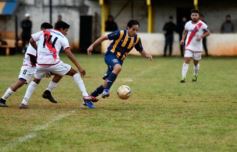 Foto de la galería: Mitre vapuleó a Guaraní por la Liga Posadeña