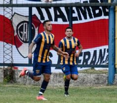 Foto de la galería: Mitre vapuleó a Guaraní por la Liga Posadeña