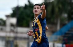 Foto de la galería: Mitre vapuleó a Guaraní por la Liga Posadeña