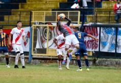 Foto de la galería: Mitre vapuleó a Guaraní por la Liga Posadeña