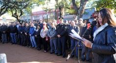 Foto de la galería: Día del Periodista en Posadas: acto en la plazoleta de la avenida Mitre
