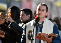 Foto de la galería: Día del Periodista en Posadas: acto en la plazoleta de la avenida Mitre