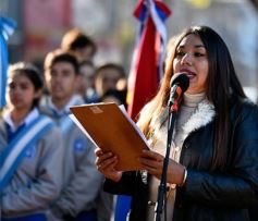 Foto de la galería: Día del Periodista en Posadas: acto en la plazoleta de la avenida Mitre