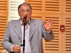 Foto de la galería: En la Legislatura entregaron los premios Andresito a la Literatura misionera