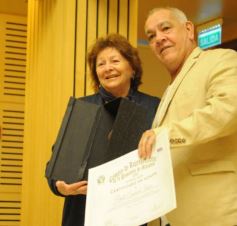 Foto de la galería: En la Legislatura entregaron los premios Andresito a la Literatura misionera