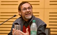 Foto de la galería: En la Legislatura entregaron los premios Andresito a la Literatura misionera