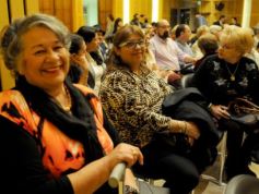 Foto de la galería: En la Legislatura entregaron los premios Andresito a la Literatura misionera
