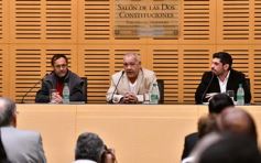 Foto de la galería: En la Legislatura entregaron los premios Andresito a la Literatura misionera
