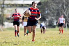 Foto de la galería: Rugby Femenino: empezó en la cancha de Centro el Torneo Oficial de la URuMi