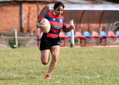 Foto de la galería: Rugby Femenino: empezó en la cancha de Centro el Torneo Oficial de la URuMi