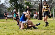 Foto de la galería: Rugby Femenino: empezó en la cancha de Centro el Torneo Oficial de la URuMi