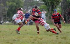 Foto de la galería: Centro lo perdió sobre el final con Regatas