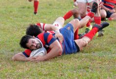 Foto de la galería: Centro lo perdió sobre el final con Regatas