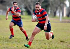 Foto de la galería: Centro lo perdió sobre el final con Regatas