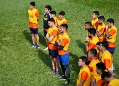 Foto de la galería: Sandro Bárbaro empezó su gestión como DT en Crucero del Norte