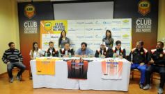 Foto de la galería: Sandro Bárbaro empezó su gestión como DT en Crucero del Norte