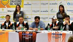 Foto de la galería: Sandro Bárbaro empezó su gestión como DT en Crucero del Norte