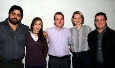 Foto de la galería: La EBY entrega certificados a egresados de informática  del programa “Conectando Futuro”