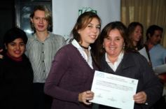 Foto de la galería: La EBY entrega certificados a egresados de informática  del programa “Conectando Futuro”